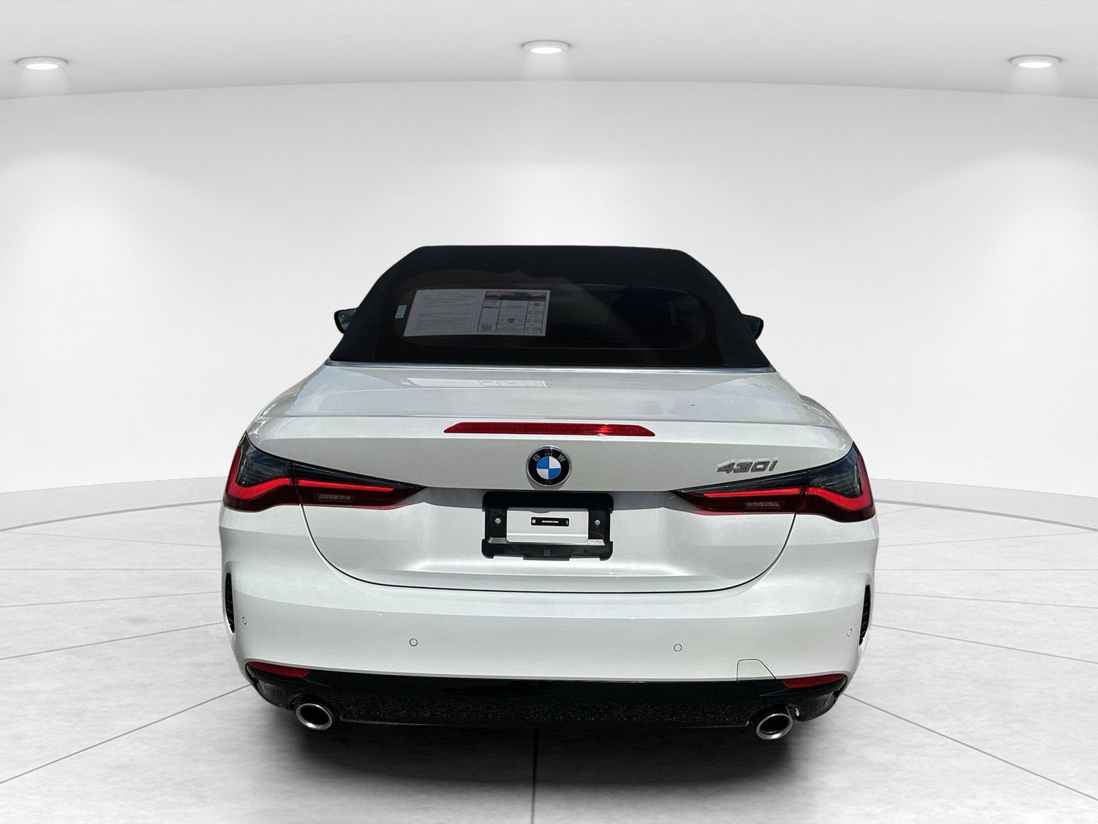 Certified 2025 BMW 430i Convertible w/ Premium Package RWD image 5