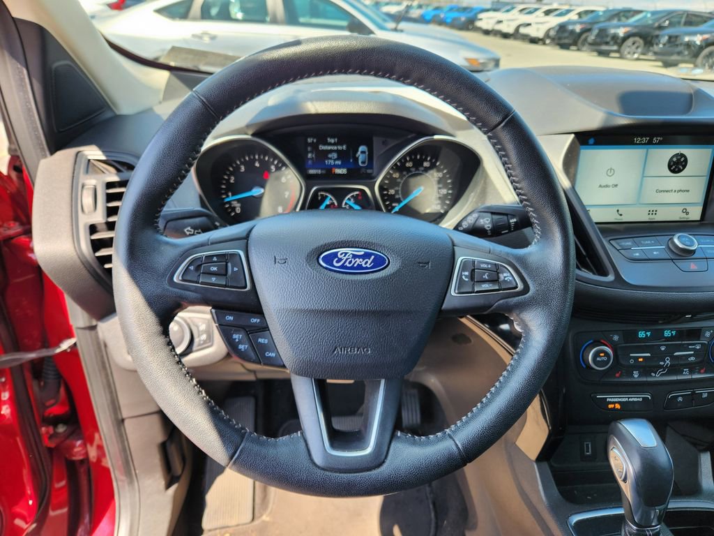Used 2019 Ford Escape SE image 18