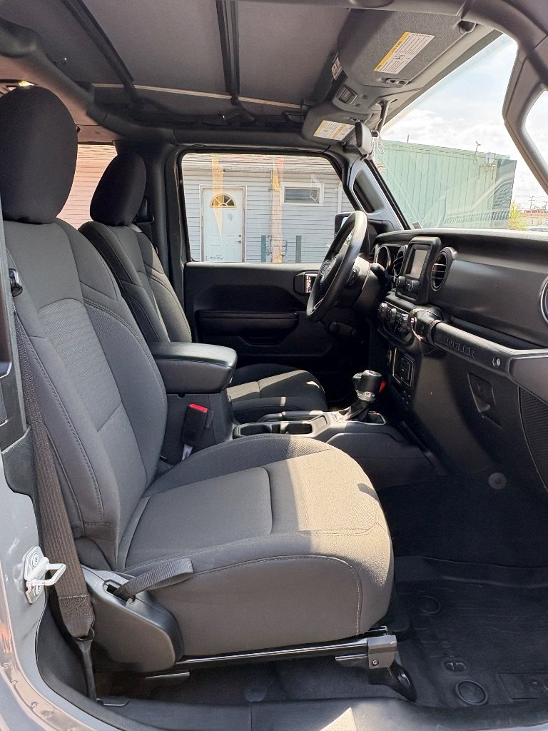 Used 2021 Jeep Wrangler Sport AWD/4WD image 20