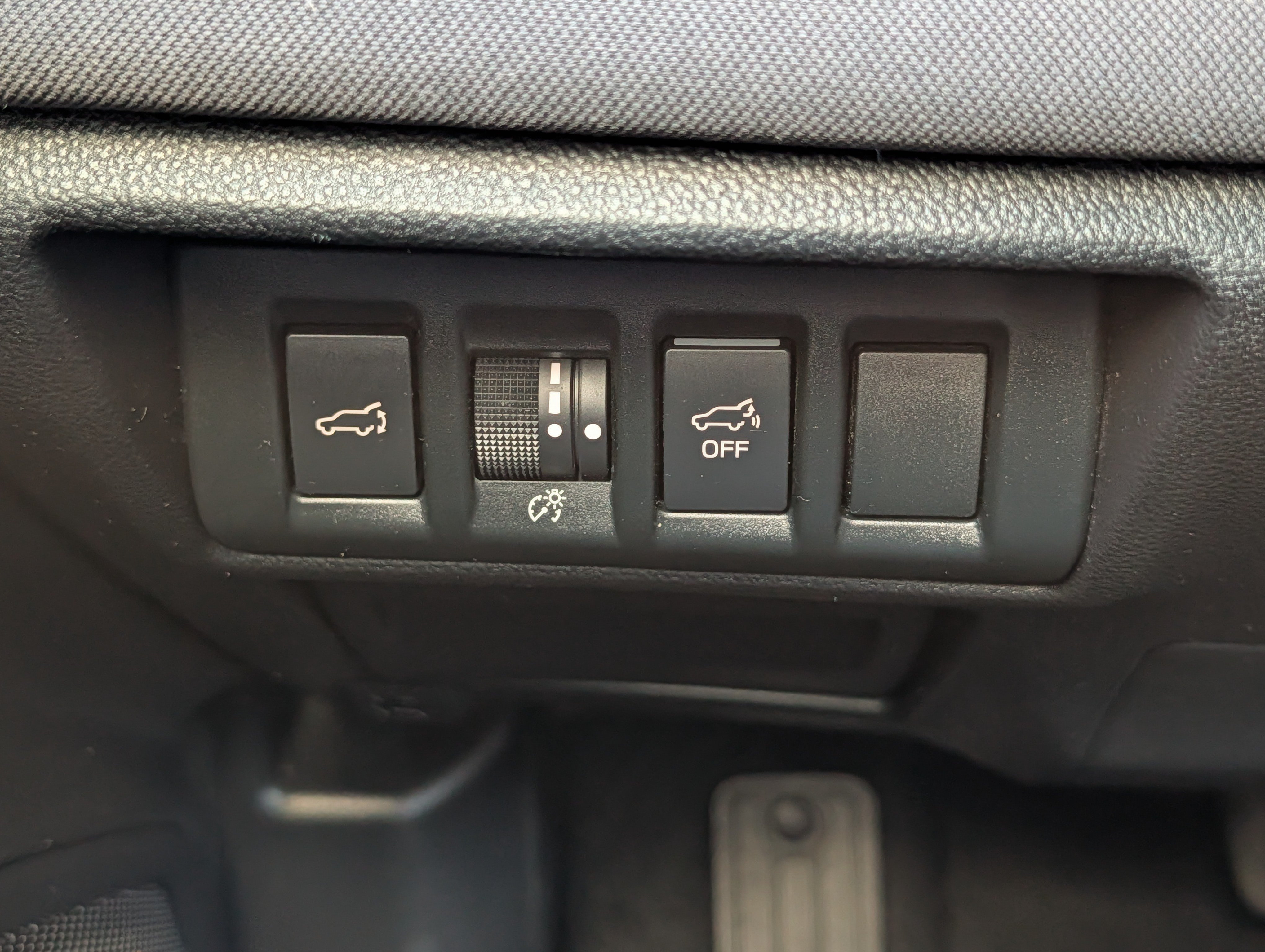Used 2023 Subaru Outback Premium AWD/4WD image 26