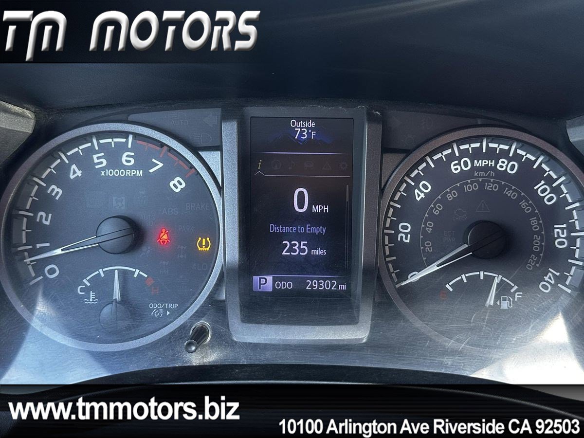 Used 2019 Toyota Tacoma TRD Off-Road image 17