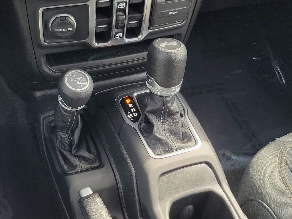 Certified 2025 Jeep Wrangler Unlimited Sahara w/ Safety Group AWD/4WD image 30