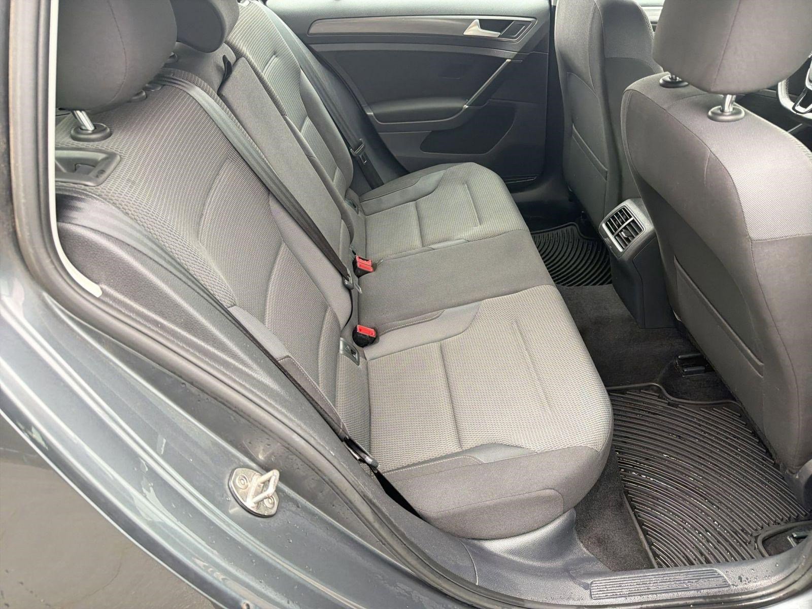 Used 2019 Volkswagen Golf S AWD/4WD image 26