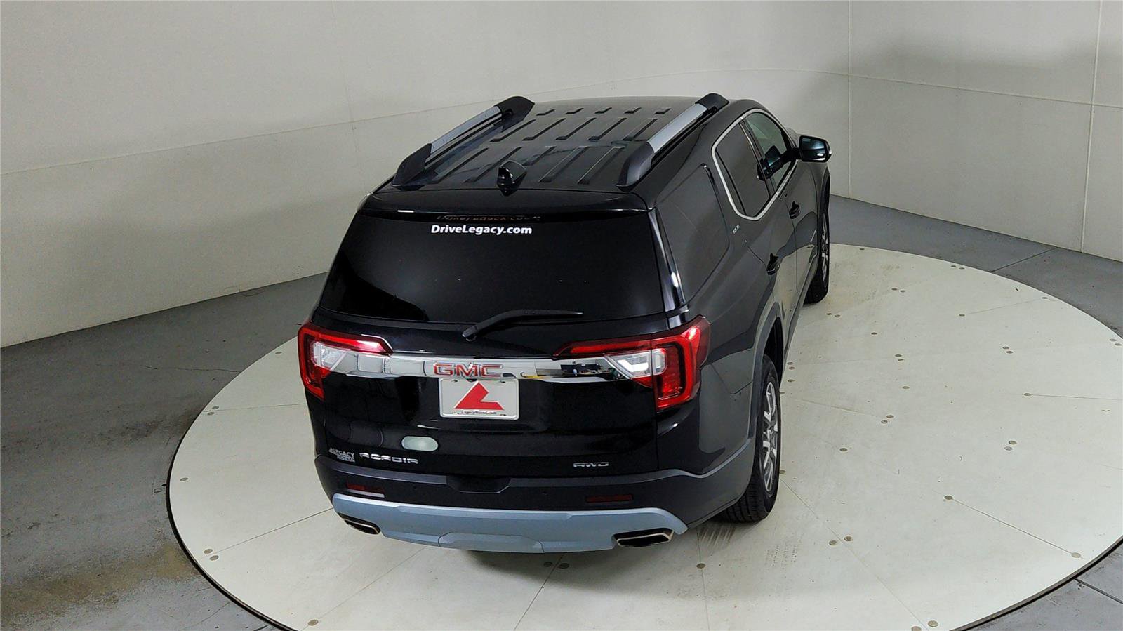Used 2023 GMC Acadia SLE w/ Driver Convenience Package image 44