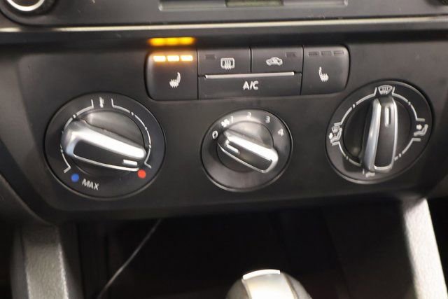 Used 2015 Volkswagen Jetta SE image 15