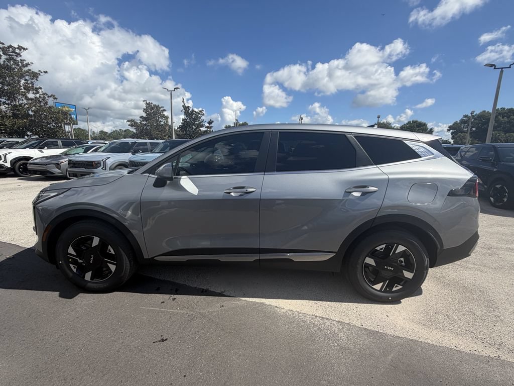New 2026 Kia Sportage LX FWD image 6