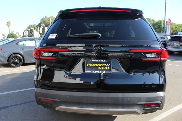 Certified 2025 Toyota Grand Highlander AWD image 17