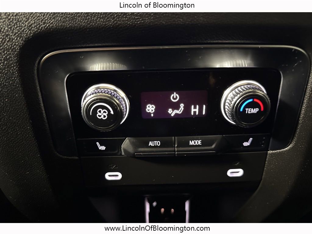 Used 2024 GMC Yukon XL Denali image 57