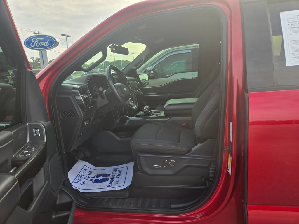 Used 2021 Ford F150 XLT w/ Equipment Group 302A High AWD/4WD image 7