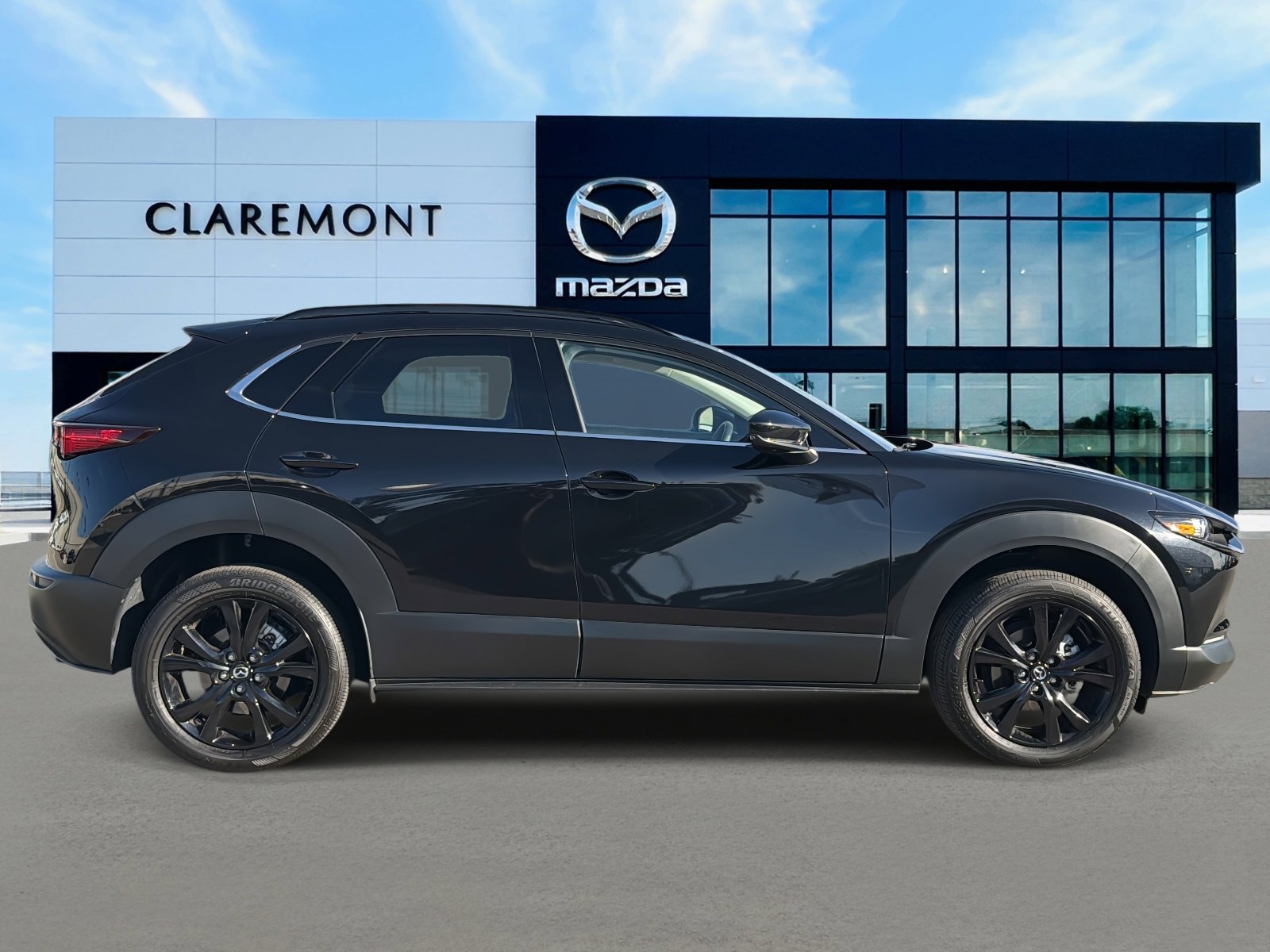 Used 2025 MAZDA CX-30 2.5 Turbo w/ Premium Plus Pkg image 4