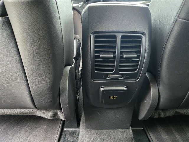 Used 2019 Ford Escape Titanium image 15