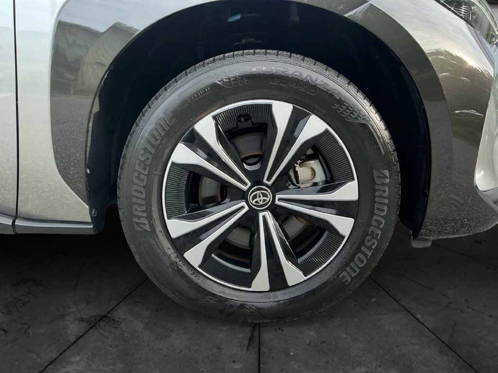 Certified 2023 Toyota bZ4X AWD w/ Weather Package image 15