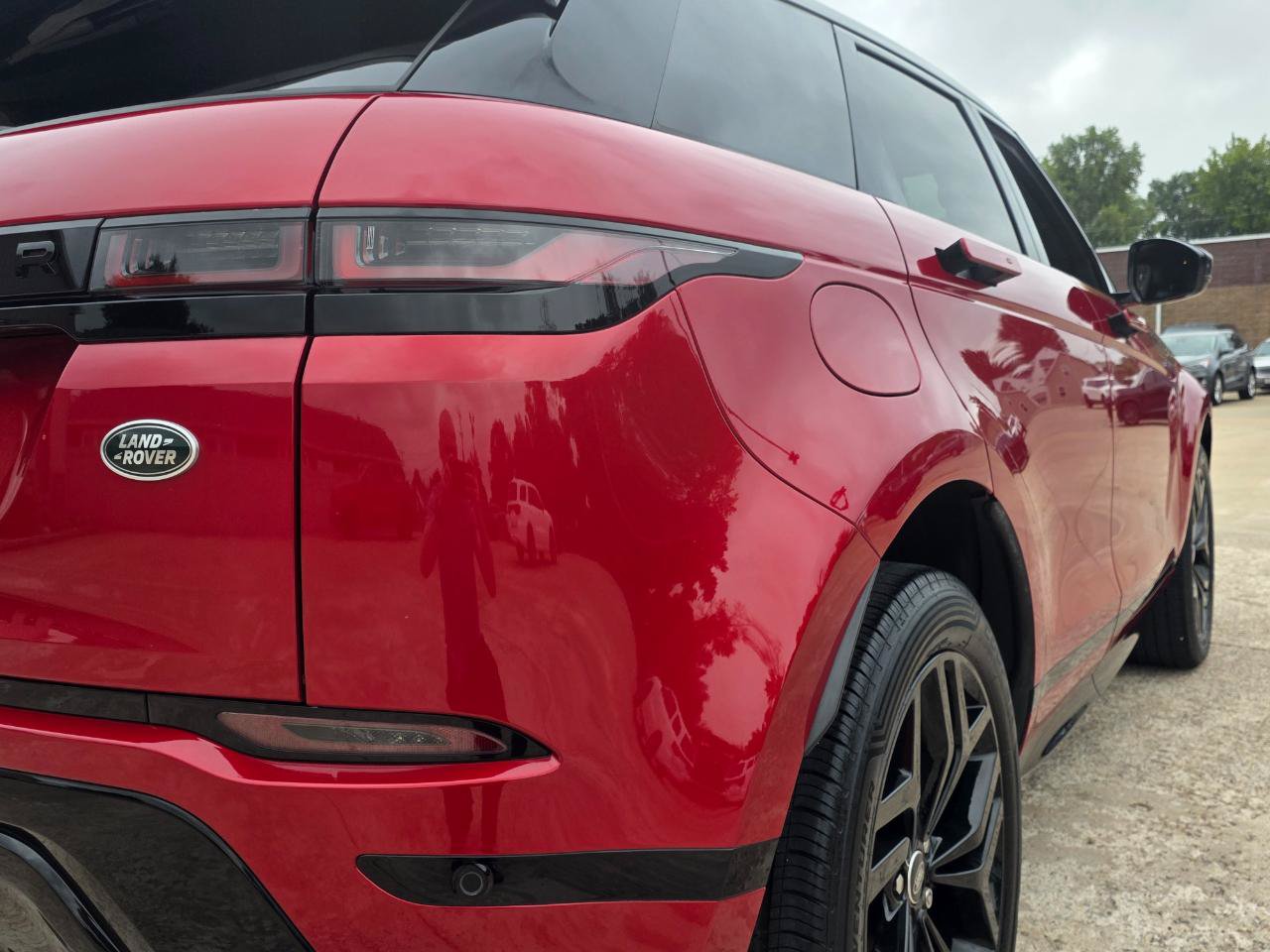 Used 2023 Land Rover Range Rover Evoque R-Dynamic S AWD/4WD image 22
