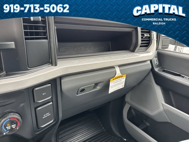 New 2026 Ford F250 XL w/ XL Chrome Package image 27