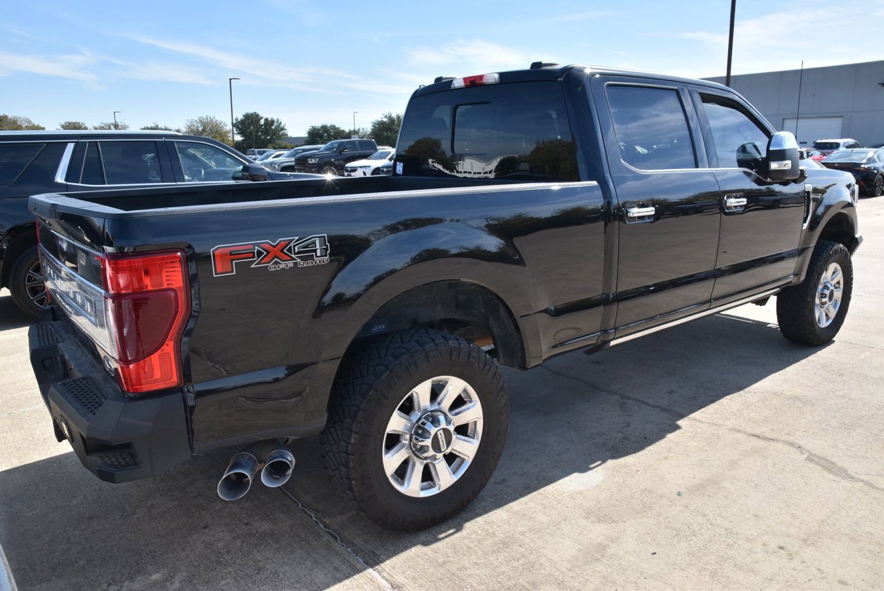 Used 2022 Ford F250 Platinum w/ FX4 Off-Road Package AWD/4WD image 5