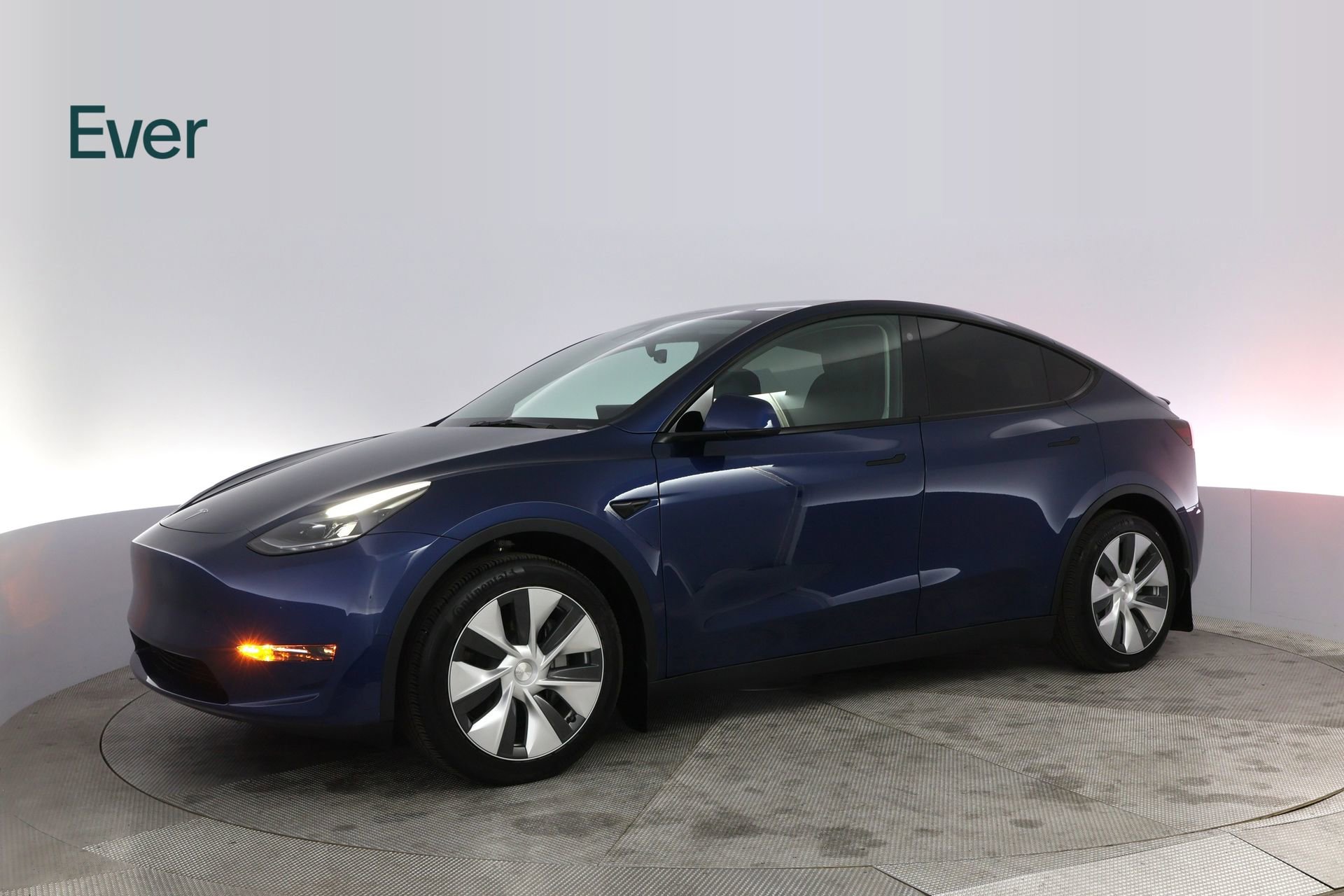 Used 2023 Tesla Model Y Long Range image 18
