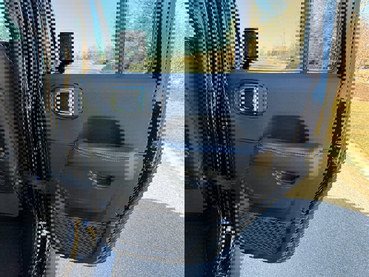 Used 2024 Jeep Wrangler Unlimited Rubicon 392 image 40