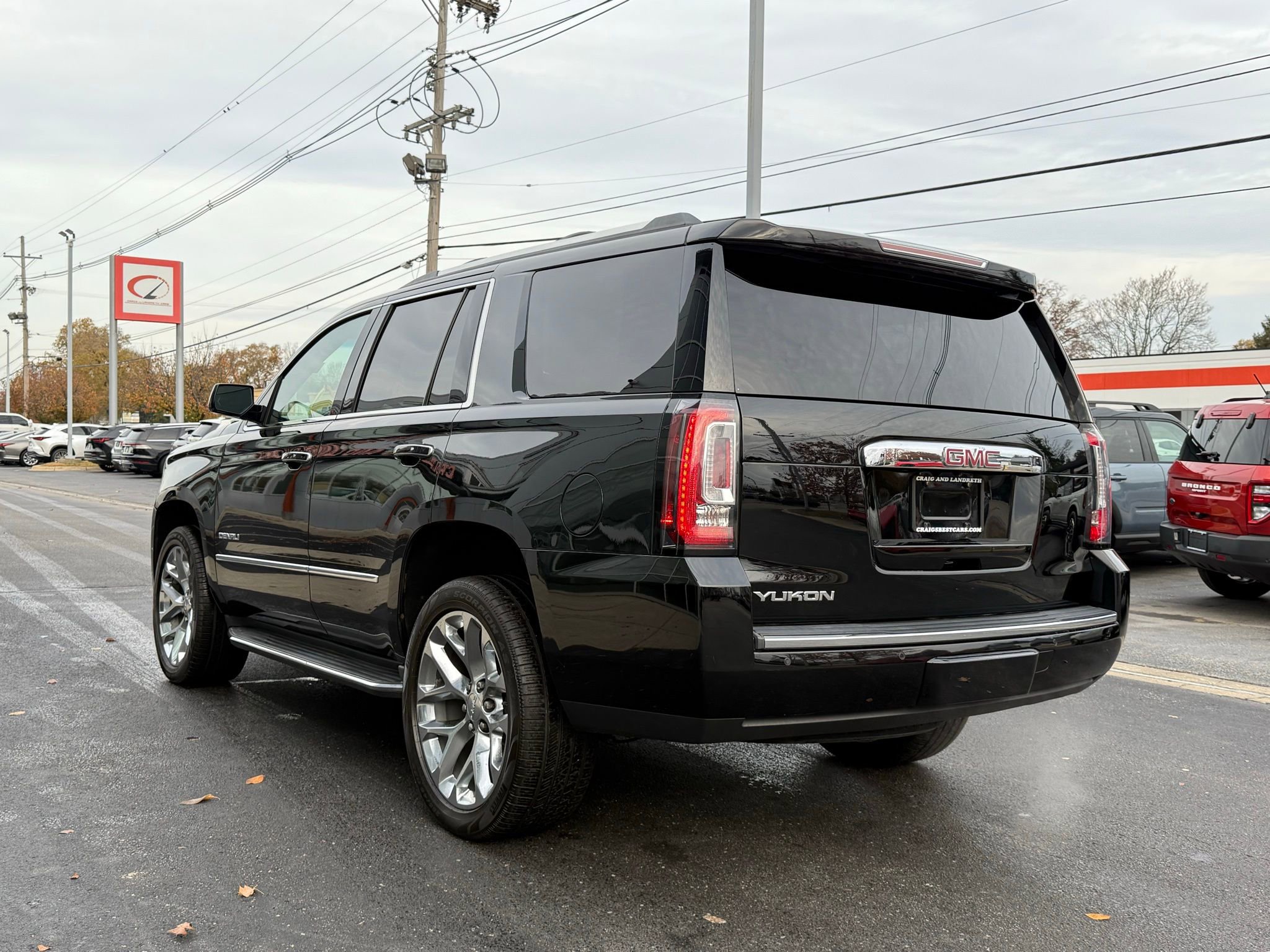 Used 2018 GMC Yukon Denali video 3