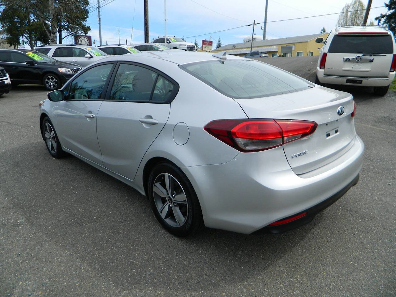Used 2018 Kia Forte LX w/ LX Popular Package FWD image 6