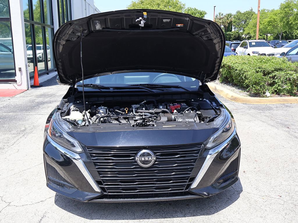 Used 2023 Nissan Altima 2.5 SL FWD image 23