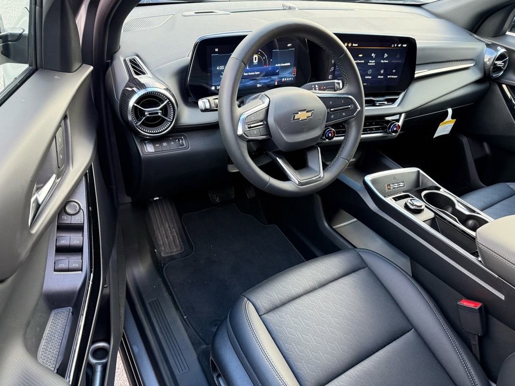 New 2026 Chevrolet Equinox LT image 8