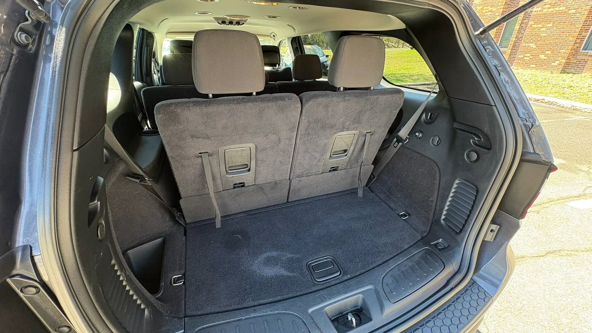 Used 2016 Dodge Durango SXT w/ Quick Order Package 23B AWD/4WD image 25