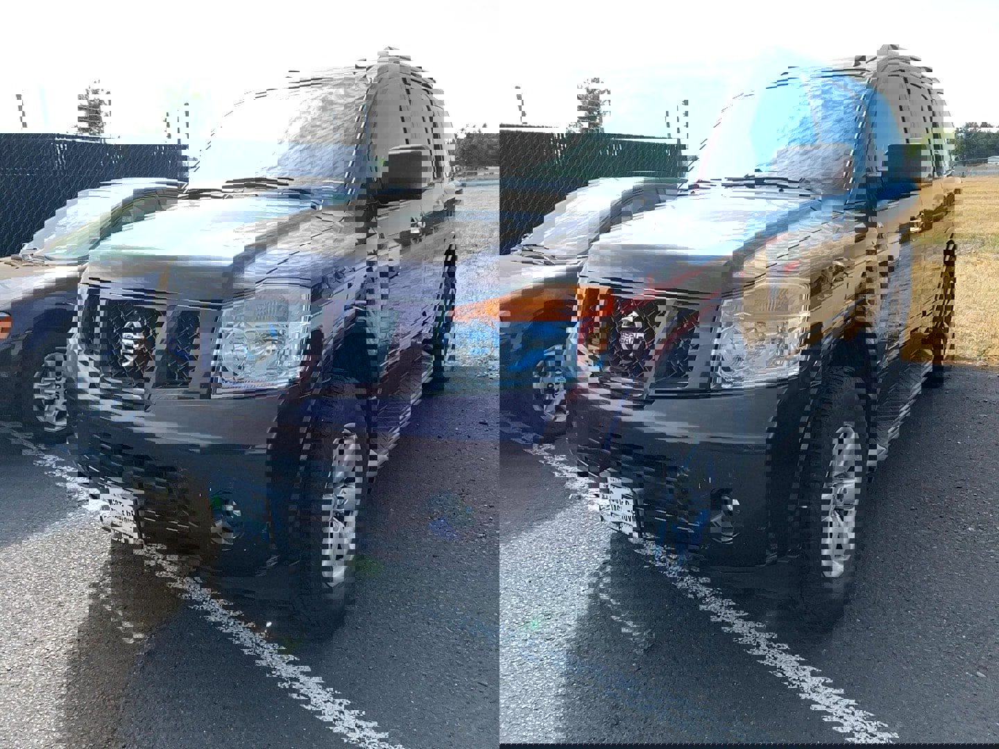 Used 2013 Nissan Armada SV image 1
