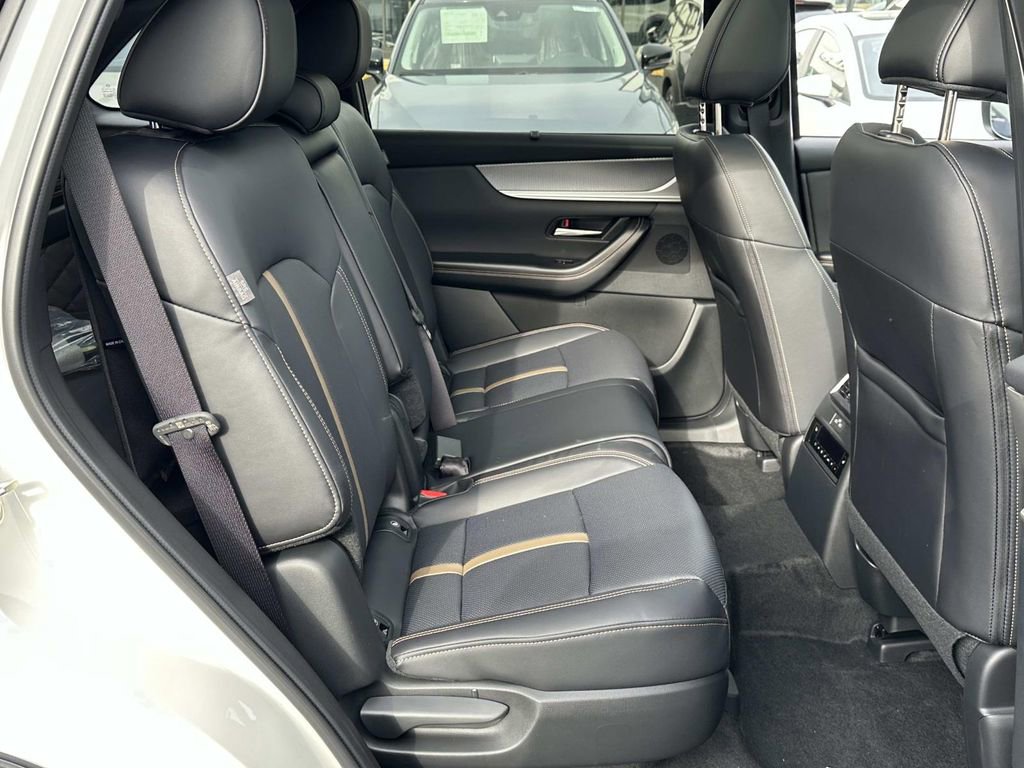 New 2025 MAZDA CX-70 3.3 Turbo S w/ Premium Package image 20