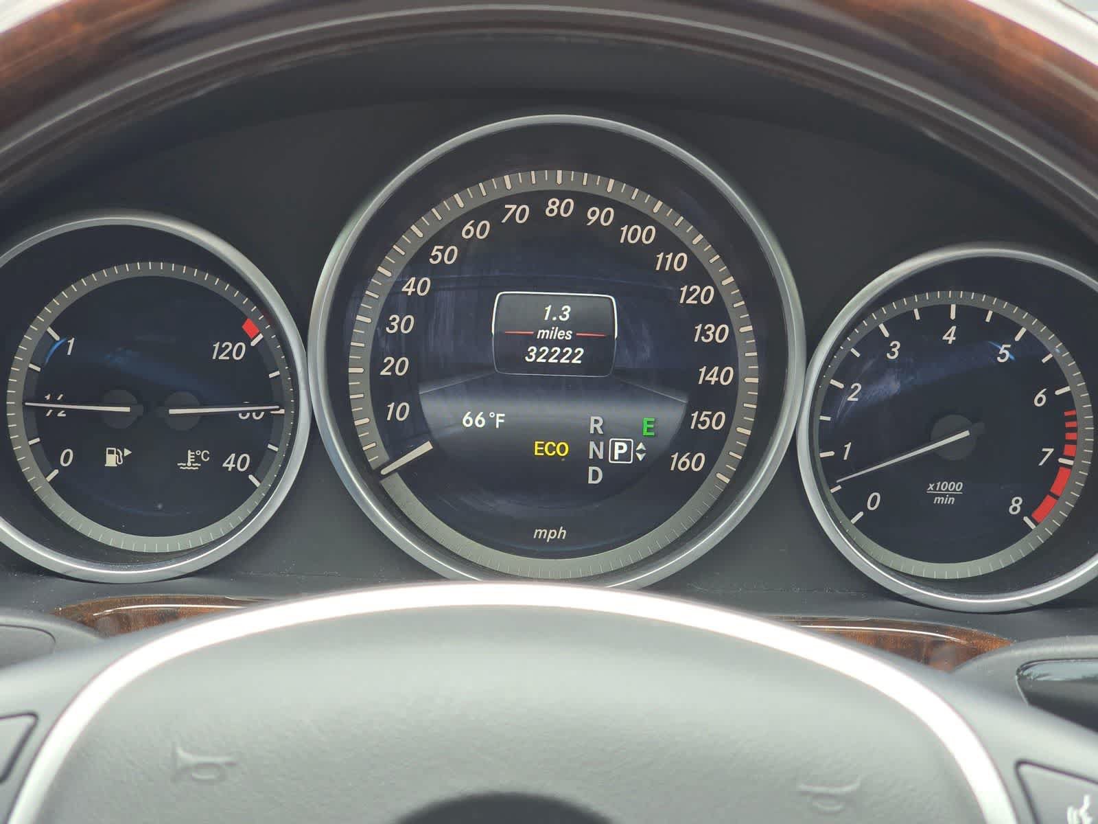 Used 2014 Mercedes-Benz E 350 4MATIC Sedan image 21