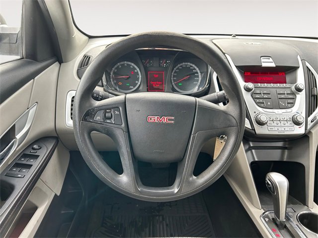 Used 2010 GMC Terrain SLE image 12