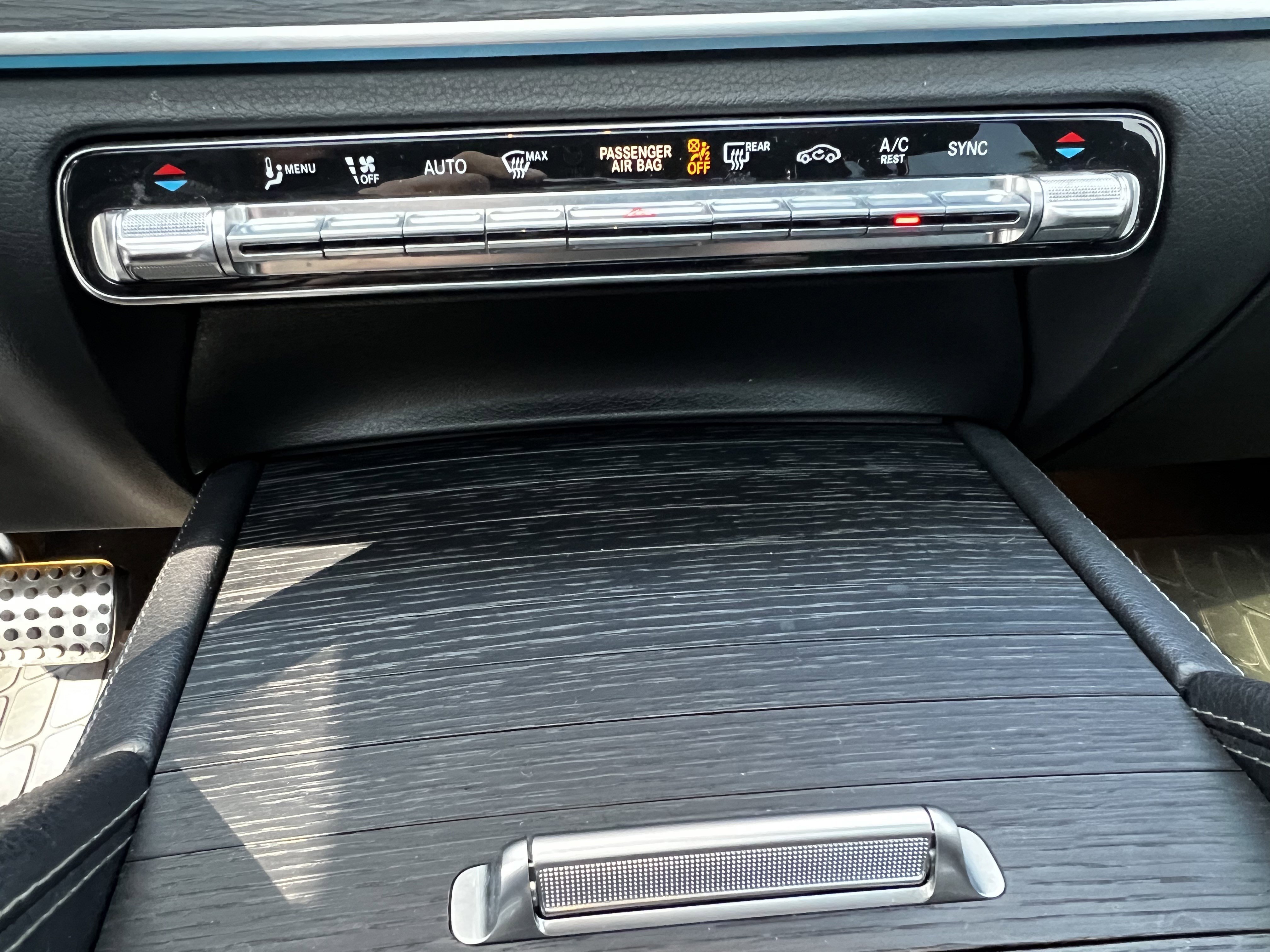 Used 2023 Mercedes-Benz GLS 450 450 4MATIC w/ AMG Line Exterior image 26