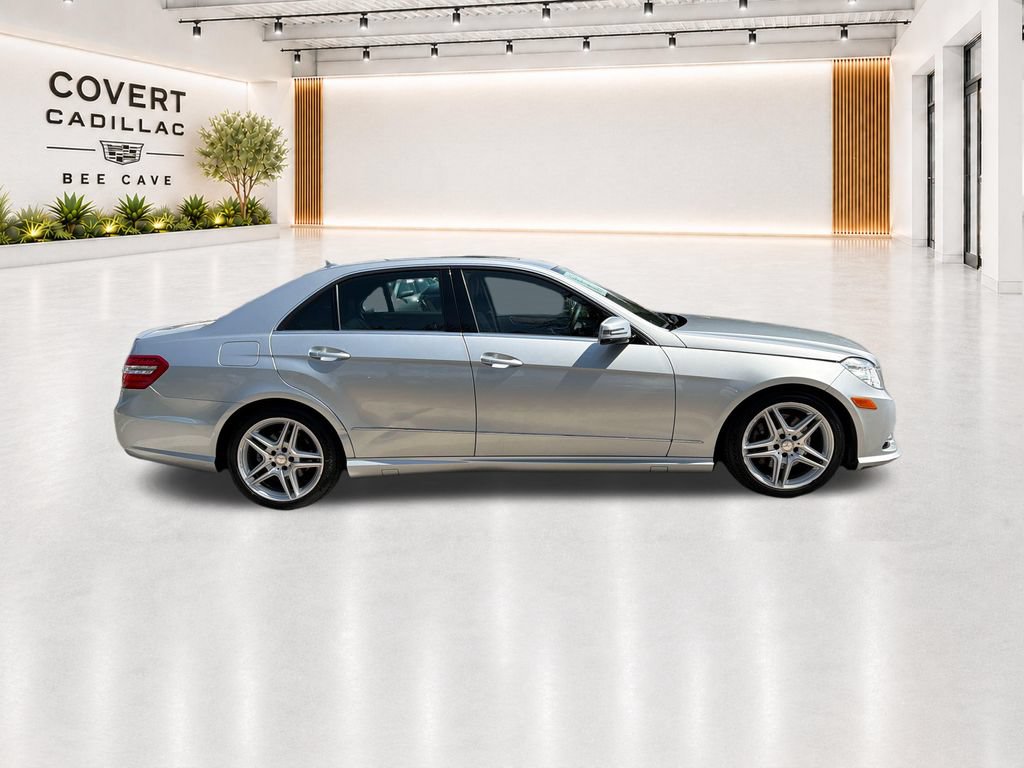 Used 2013 Mercedes-Benz E 350 4MATIC Sedan image 13