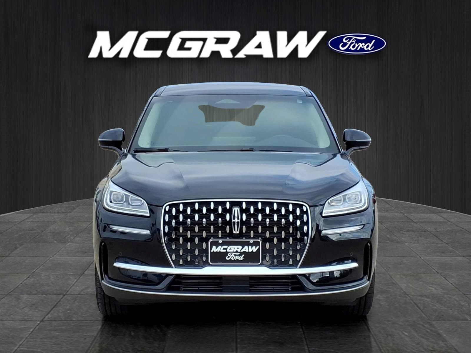 Used 2025 Lincoln Corsair Reserve AWD/4WD image 3