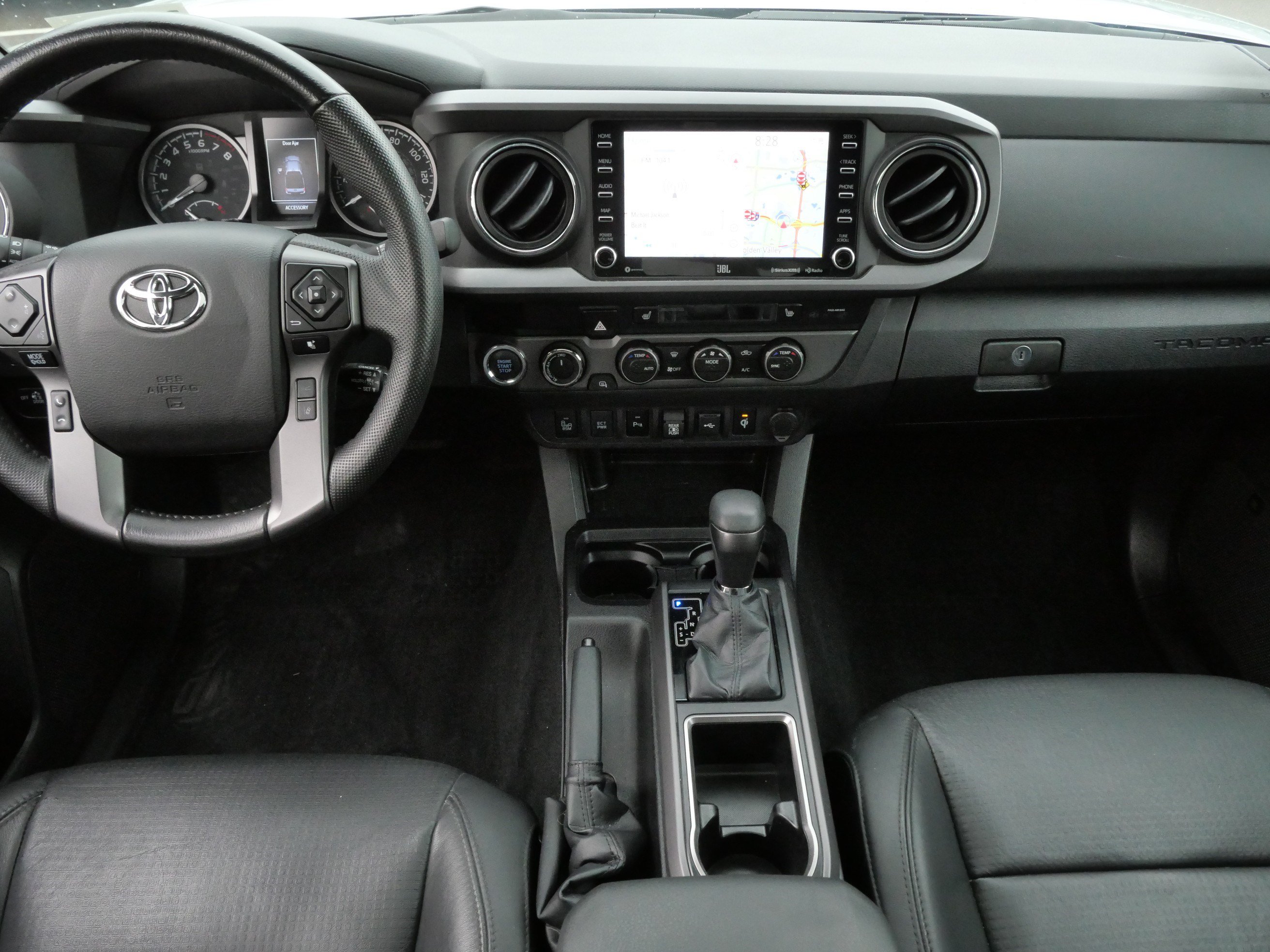 Certified 2022 Toyota Tacoma TRD Off-Road w/ TRD Premium Off Road Package AWD/4WD image 11