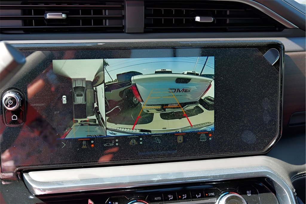 New 2026 GMC Sierra 2500 Denali Ultimate w/ Max Trailering Package image 12