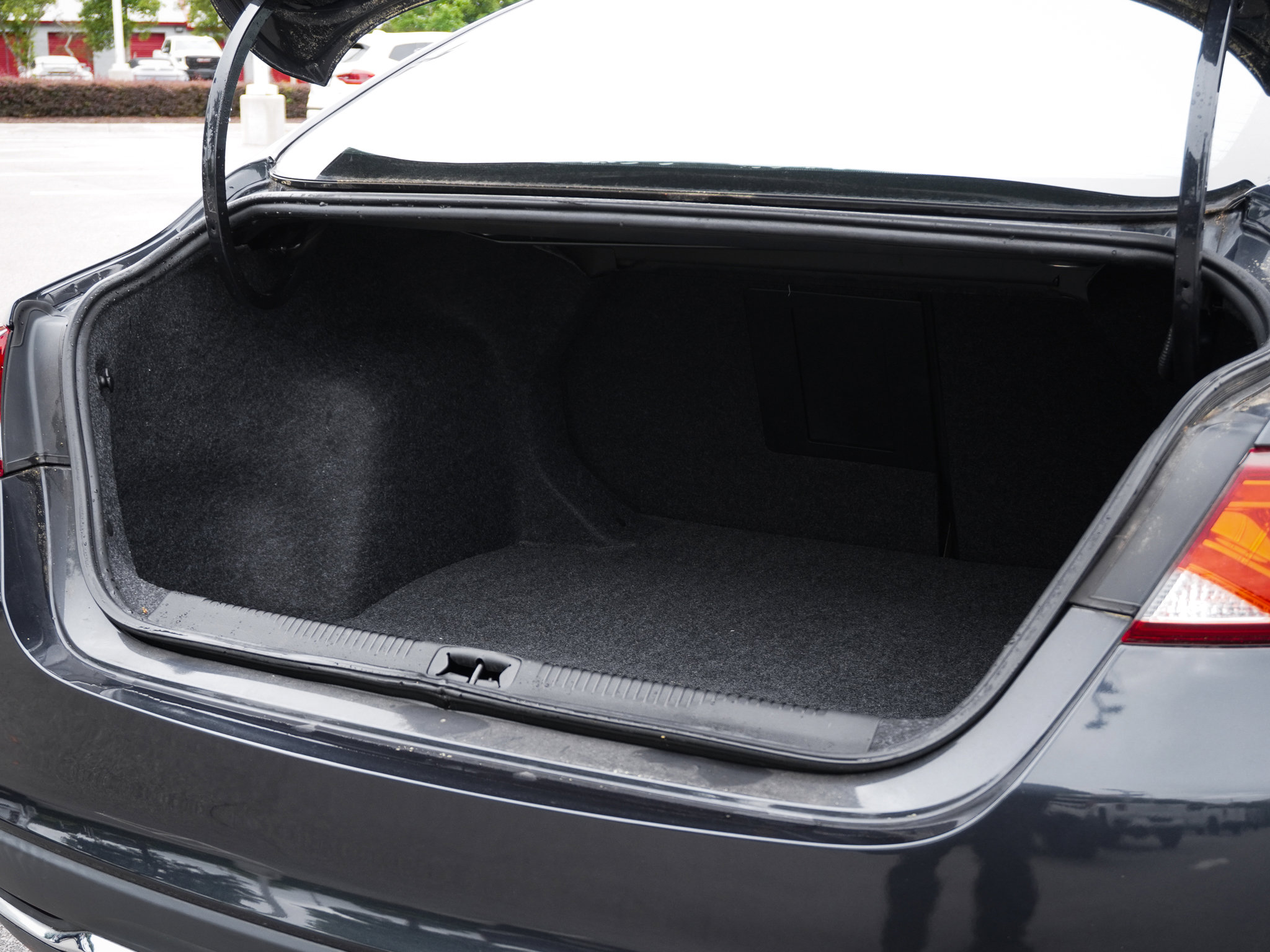 Used 2017 Chrysler 200 Limited Platinum FWD image 30