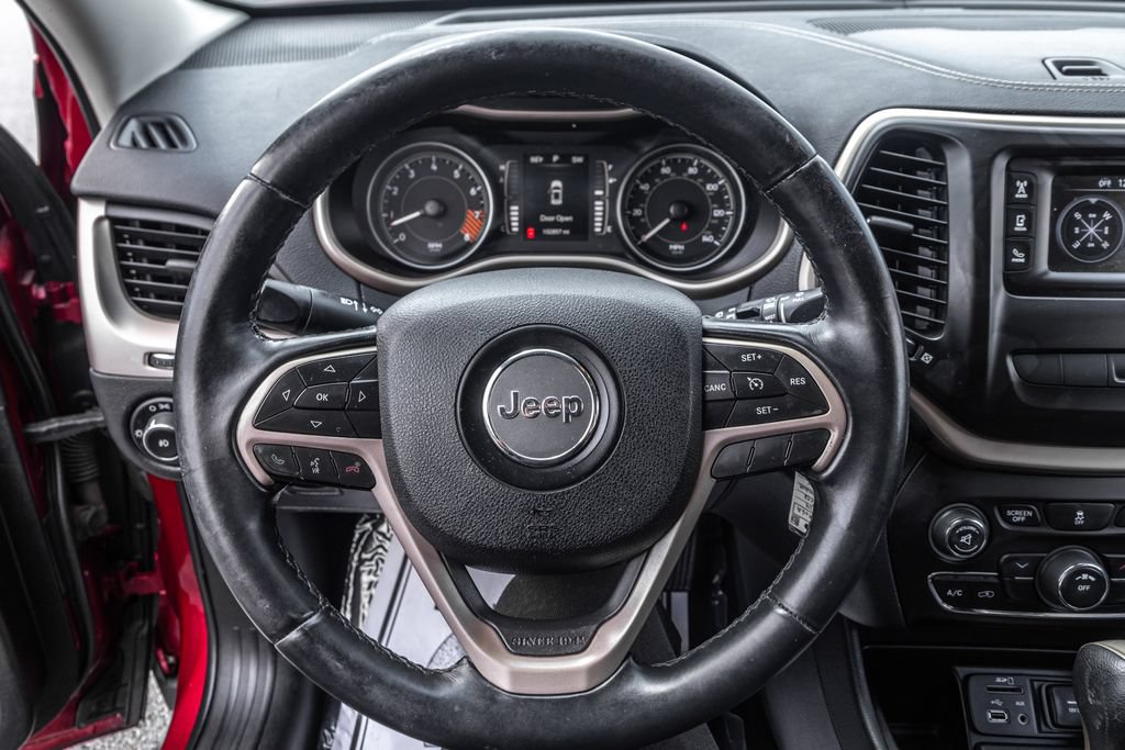 Used 2014 Jeep Cherokee Latitude FWD image 21