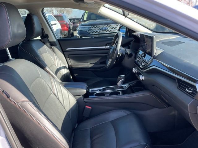 Used 2024 Nissan Altima 2.0 SR image 28