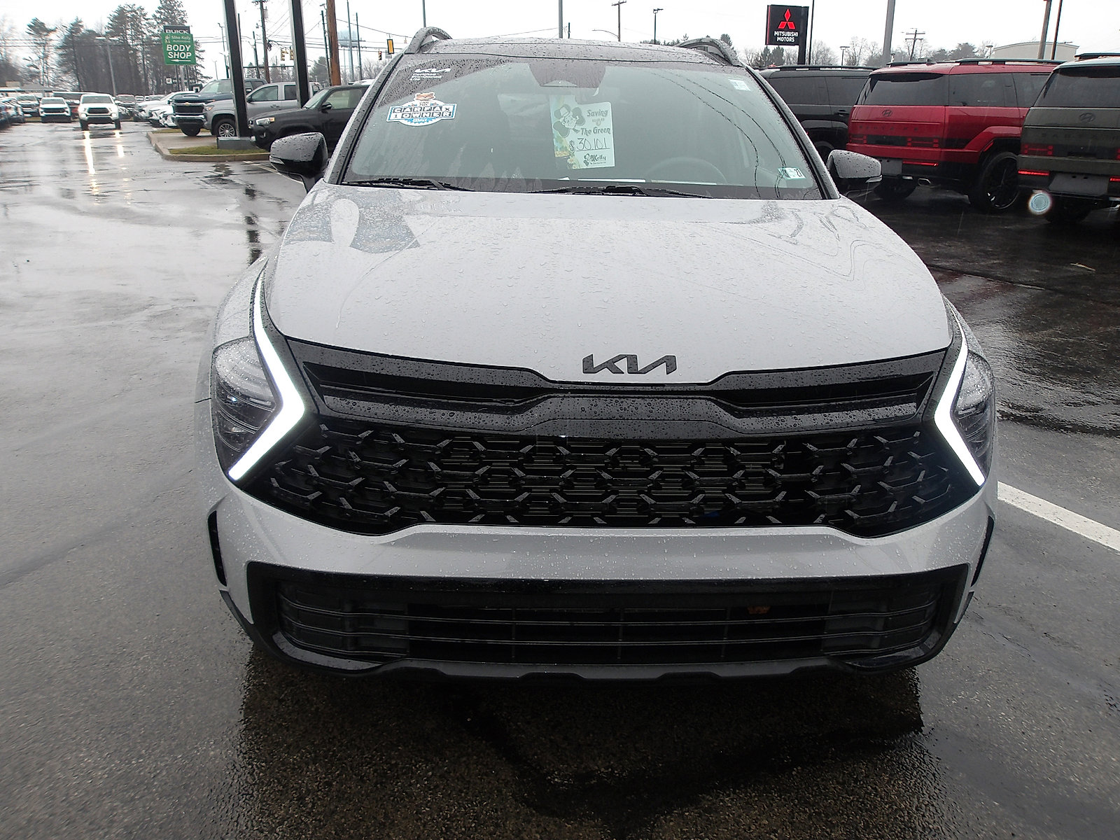 Used 2025 Kia Sportage X-Line w/ Premium Package image 2