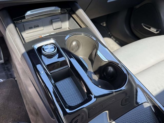 Certified 2025 Buick Envision Sport Touring image 18