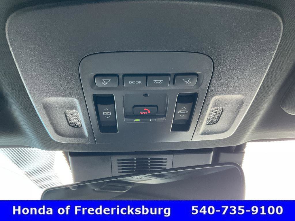 Used 2026 Toyota Camry XSE w/ Premium Plus Package image 25