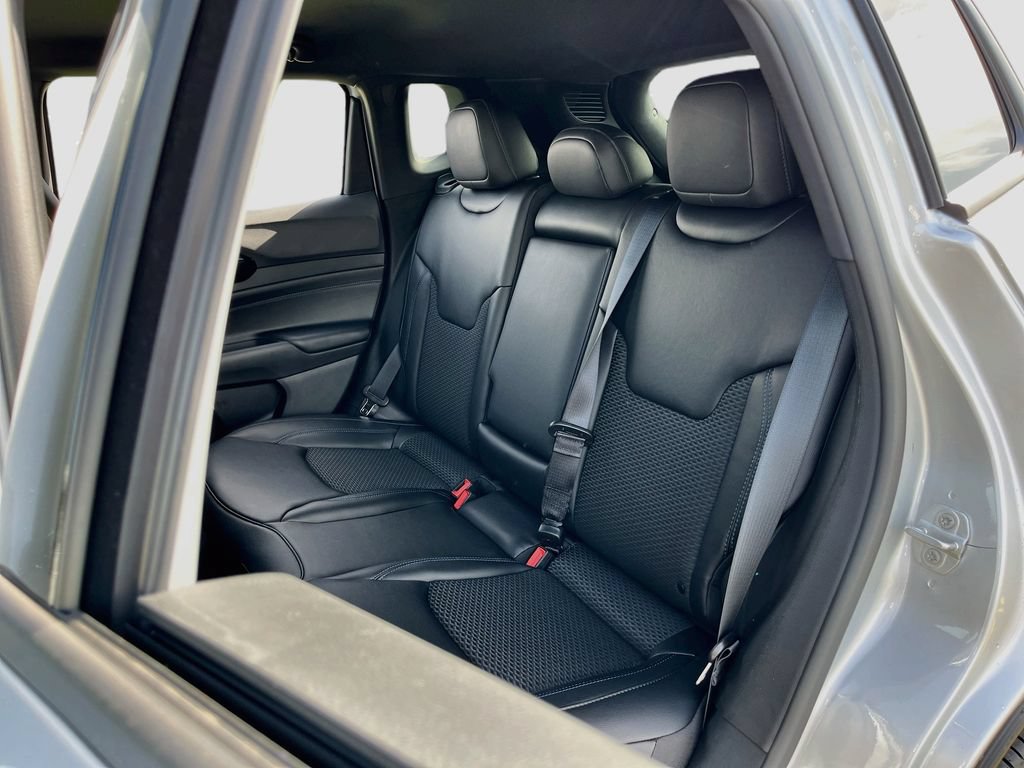 New 2026 Jeep Compass Latitude AWD/4WD image 22