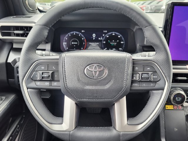 New 2026 Toyota 4Runner Limited AWD/4WD image 19