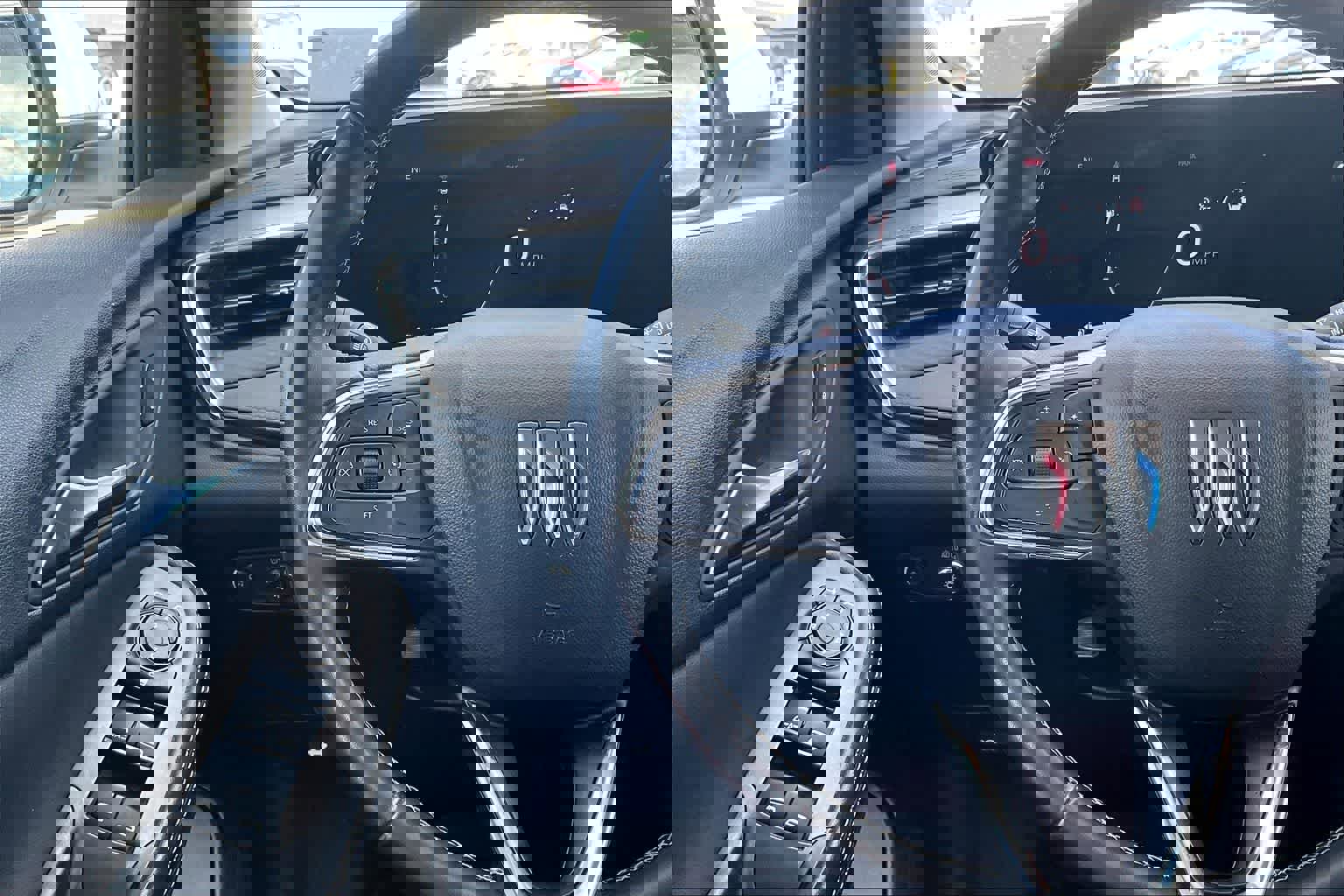 Used 2024 Buick Encore GX Preferred image 25