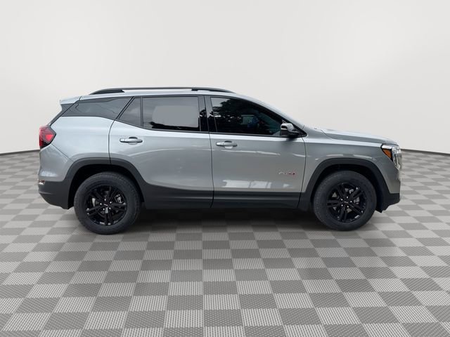 Used 2024 GMC Terrain AT4 AWD/4WD image 10