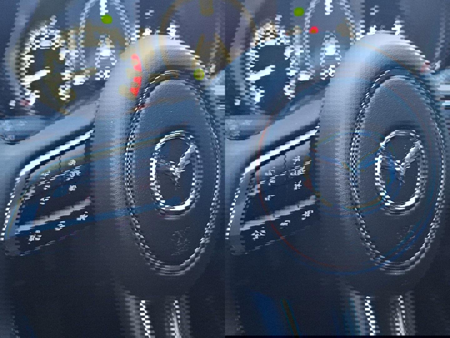 Used 2025 MAZDA CX-30 2.5 Turbo w/ Premium Package image 17