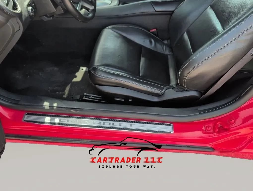 Used 2015 Chevrolet Camaro SS w/ RS Package RWD image 16