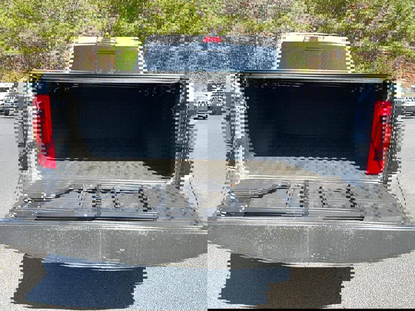 Used 2019 RAM 1500 Laramie w/ Sport Appearance Package image 30