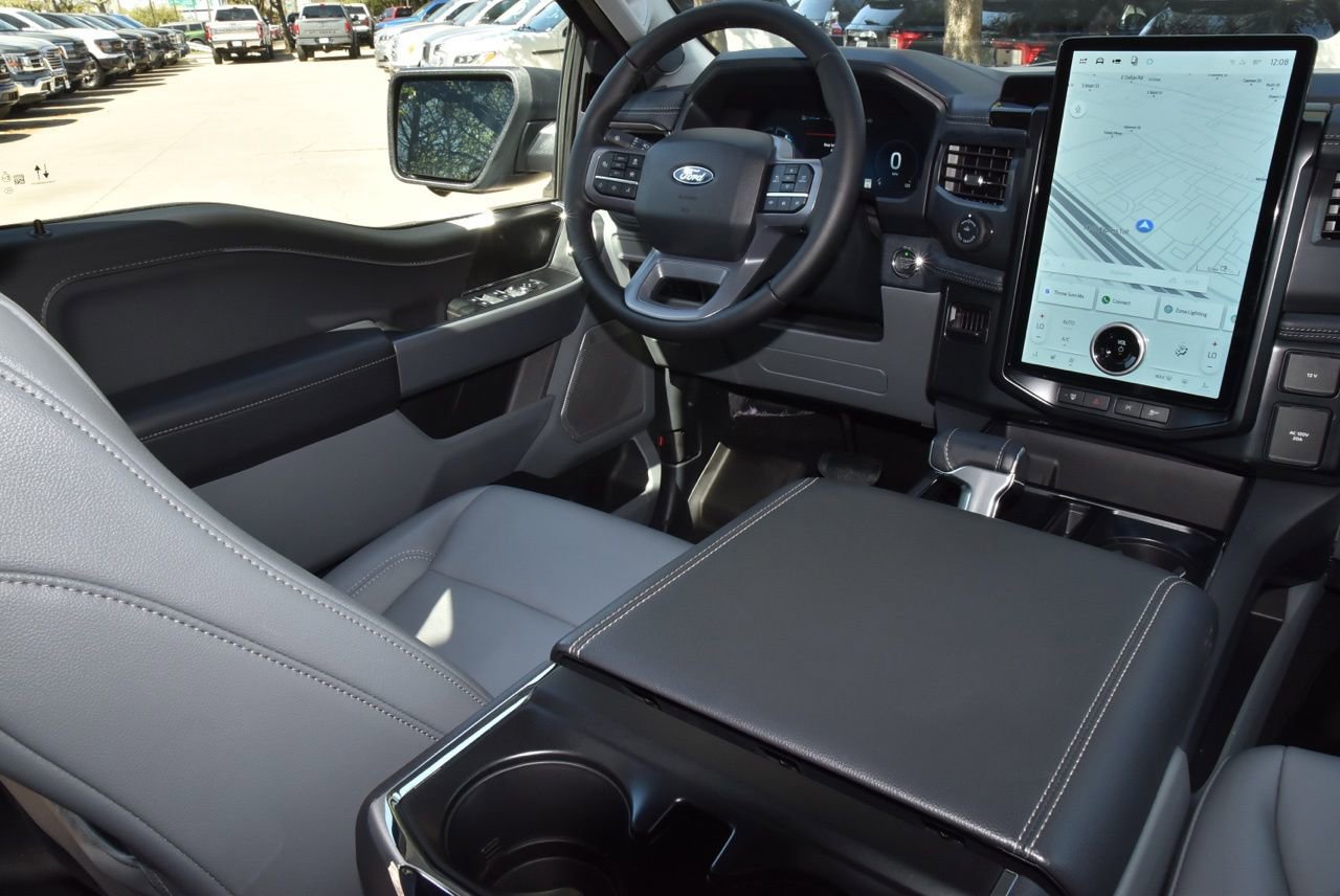 Used 2025 Ford F150 Lightning Flash AWD/4WD image 10
