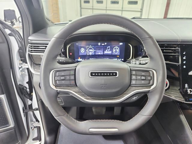 Used 2022 Jeep Wagoneer Series III image 23